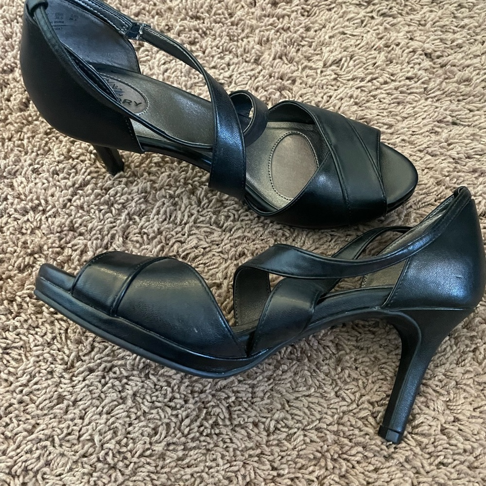 Lifestride Velocity Memory Foam